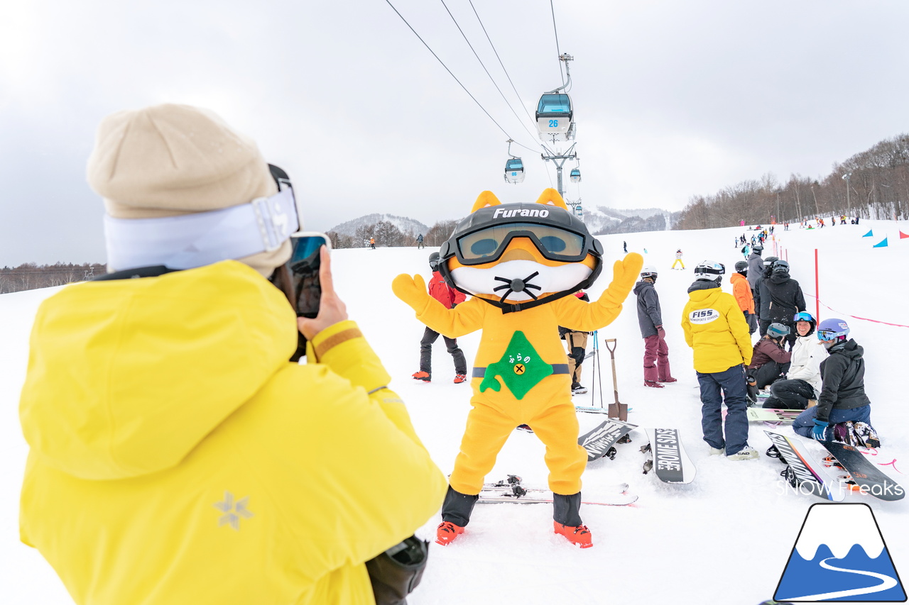 富良野スキー場｜トップシーズン真っ只中！国際色豊かなゲレンデに、どこか日本的な雰囲気が漂う『ふらのん』登場でほっと一息！